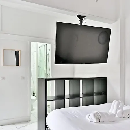 Apartment Black And White -