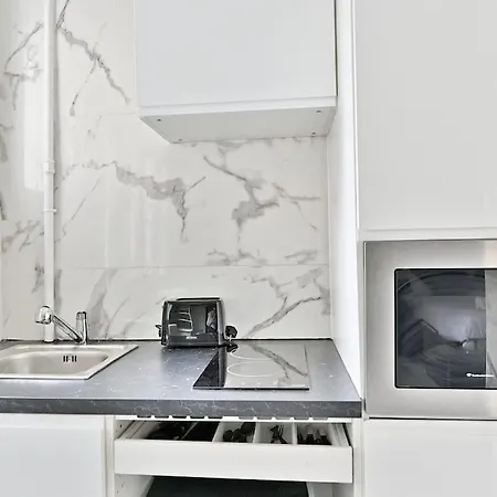 Daire Black And White - Les Lilas